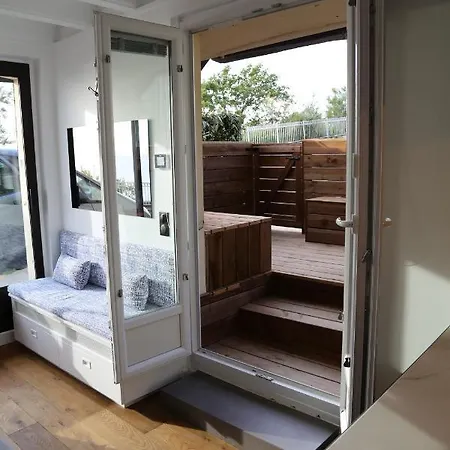 Face Mer Avec Terrasse Et Parking