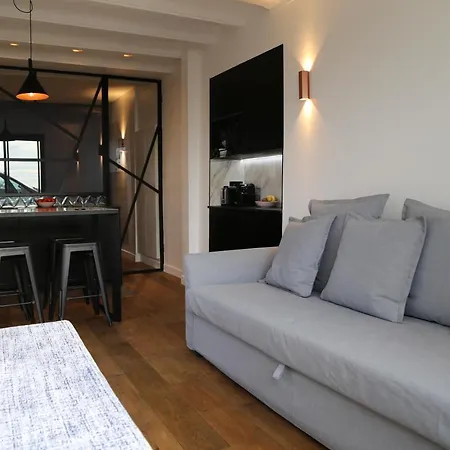 Face Mer Avec Terrasse Et Parking * Trouville-sur-Mer