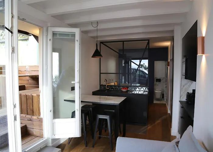 Face Mer Avec Terrasse Et Parking * Trouville-sur-Mer